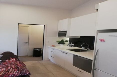 Photo of property in 107 Litten Road, Cockle Bay, Auckland, 2014