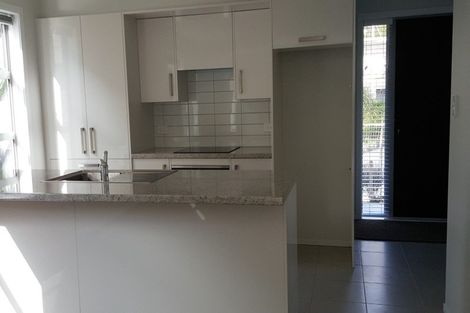 Photo of property in 27a Ranui Terrace, Tawa, Wellington, 5028