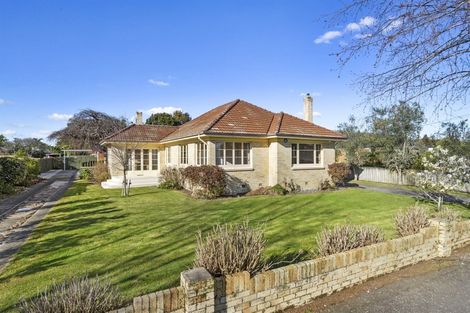 Photo of property in 12 Darley Street, Maeroa, Hamilton, 3200