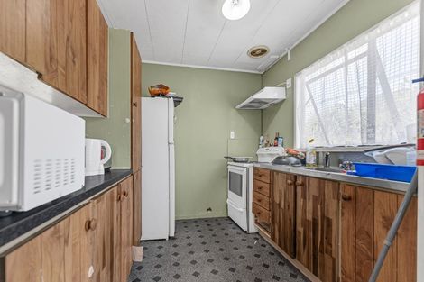 Photo of property in 14 Mile Place, Henderson, Auckland, 0612