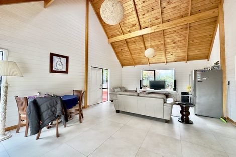 Photo of property in 1/50 Sale Street, Cockle Bay, Auckland, 2014