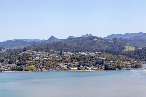 Photo of property in 28 Motuhoa Road, Tairua, 3508