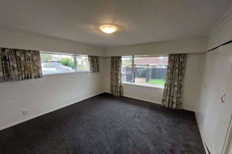Photo of property in 9 Camberwell Place, Avonhead, Christchurch, 8042