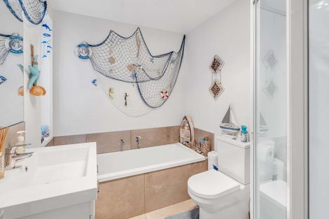 Photo of property in 11 Te Paea Crescent, Papamoa Beach, Papamoa, 3118