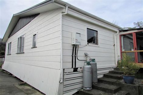 Photo of property in 5 Ross Street, Dunollie, Runanga, 7803