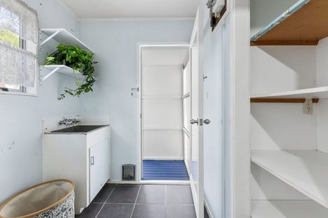 Photo of property in 1/116 Prince Regent Drive, Half Moon Bay, Auckland, 2012