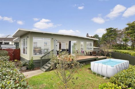 Photo of property in 43 Stella Drive, Clarks Beach, 2122