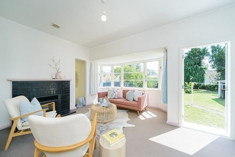 Photo of property in 97 Savage Crescent, West End, Palmerston North, 4412