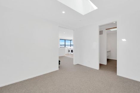 Photo of property in 11 Otira Place, Awapuni, Palmerston North, 4412