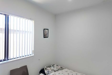 Photo of property in 372 Swanson Road, Ranui, Auckland, 0612