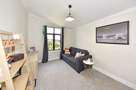 Photo of property in 208 Springfield Road, St Albans, Christchurch, 8014