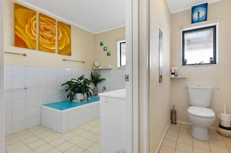 Photo of property in 48 Taupata Place, Kaitaia, 0410