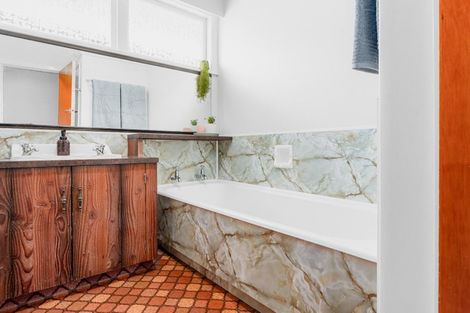 Photo of property in 4 Thomson Avenue, Dinsdale, Hamilton, 3204