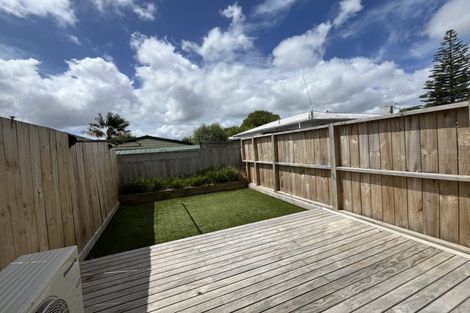 Photo of property in 17/125b Metcalfe Road, Ranui, Auckland, 0612