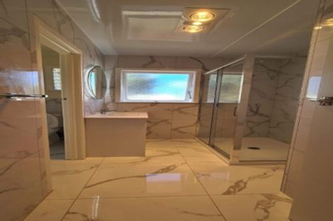 Photo of property in 6 Longburn Road, Henderson, Auckland, 0610