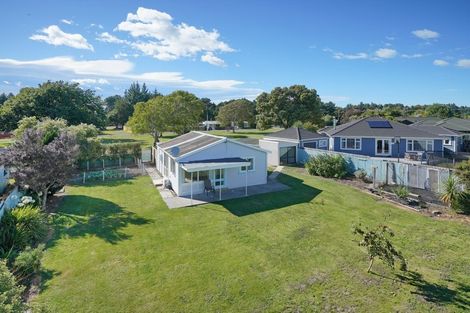 Photo of property in 10 Penfold Square, Leithfield, 7481