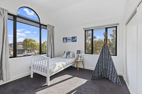 Photo of property in 16 Ballybrack Place, Casebrook, Christchurch, 8051