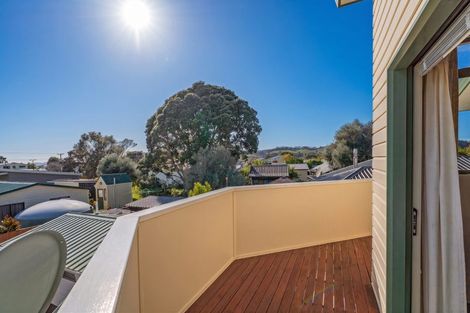 Photo of property in 19 Martin Place, Cooks Beach, Whitianga, 3591