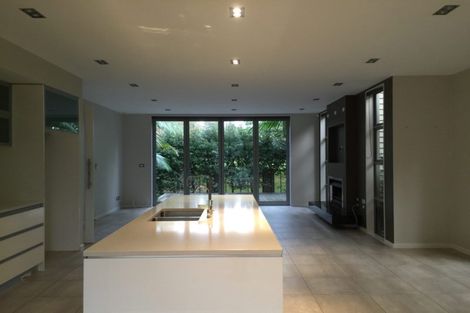 Photo of property in 126 Wheturangi Road, Greenlane, Auckland, 1051