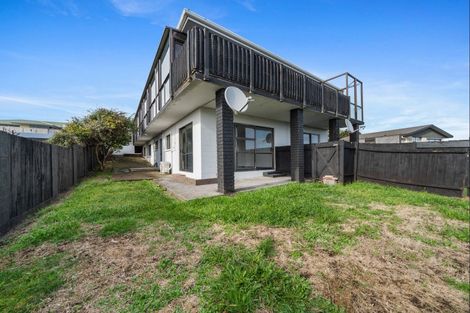Photo of property in 12b Bronte Place, Whalers Gate, New Plymouth, 4310