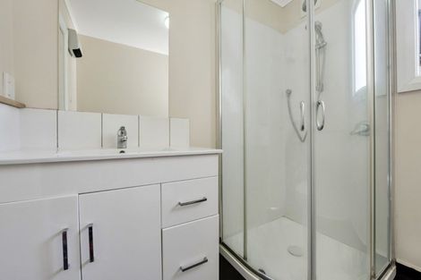 Photo of property in 2 Henry Street, Kilbirnie, Wellington, 6022