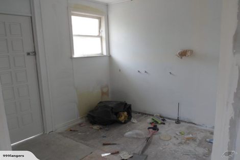 Photo of property in 54 Glen Marine Parade, Glendene, Auckland, 0602