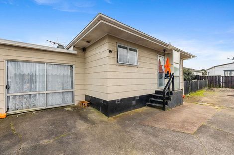 Photo of property in 2/14 Ririno Place, Manurewa, Auckland, 2102