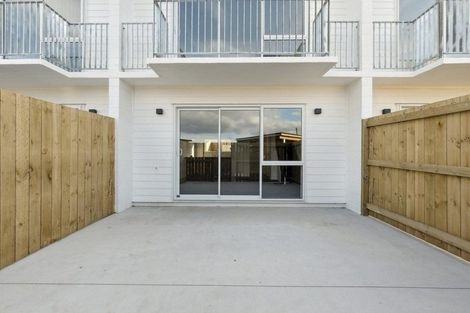 Photo of property in 2/7 Fitzroy Street, Papatoetoe, Auckland, 2104