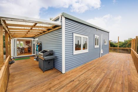 Photo of property in 2a Reeve Street, Foxton, 4814