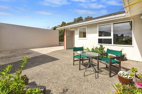 Photo of property in 7 Oak Avenue, Paremata, Porirua, 5024