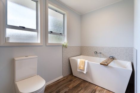 Photo of property in 26 Sievers Grove, Cannons Creek, Porirua, 5024