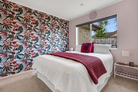 Photo of property in 27 Richfield Crescent, Westgate, Auckland, 0614