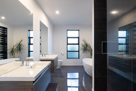 Photo of property in 26c Smith Road, Merrilands, New Plymouth, 4312