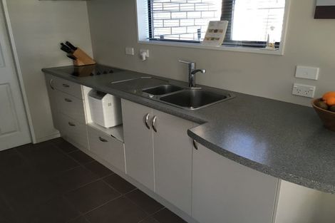 Photo of property in 25 Rudleigh Avenue, Upper Riccarton, Christchurch, 8041