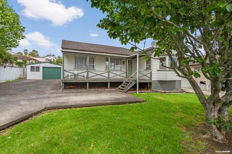 Photo of property in 8 Devonshire Road, Unsworth Heights, Auckland, 0632