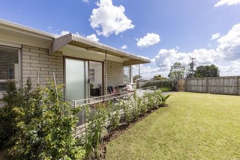 Photo of property in 64 West Coast Road, Glen Eden, Auckland, 0602