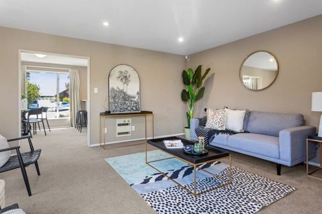 Photo of property in 15 Melford Close, Rangiora, 7400