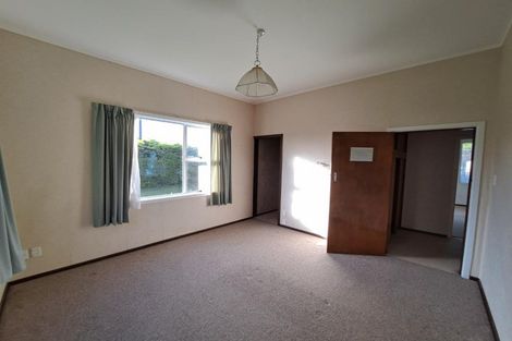 Photo of property in 331 Waihi Road, Hawera, 4673