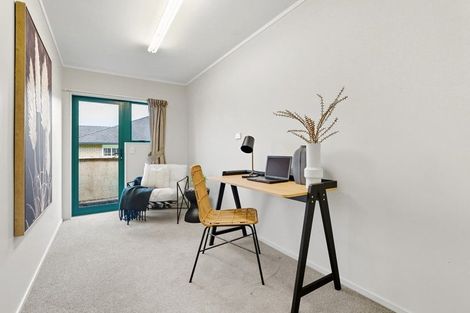 Photo of property in 52 Kath Hopper Drive, Orewa, 0931