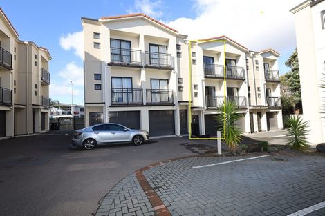 Photo of property in 14/346 Oceanbeach Road, Mount Maunganui, 3116