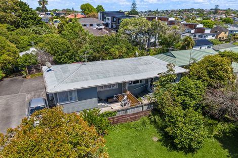 Photo of property in 1/24 Abercrombie Street, Howick, Auckland, 2014