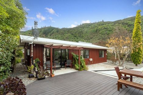 Photo of property in 307 Rarangi Beach Road, Rarangi, Blenheim, 7273