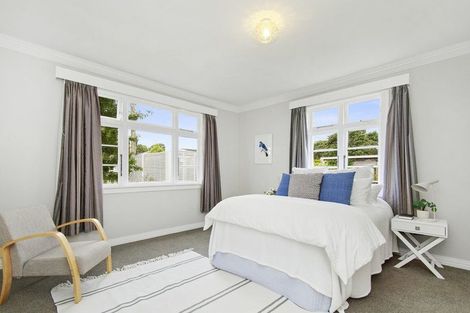 Photo of property in 22 Ngatitoa Street, Tawa, Wellington, 5028