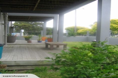 Photo of property in 16 Freyberg Street, Roslyn, Palmerston North, 4414