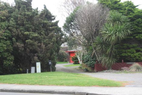 Photo of property in 80 Raumati Road, Raumati Beach, Paraparaumu, 5032