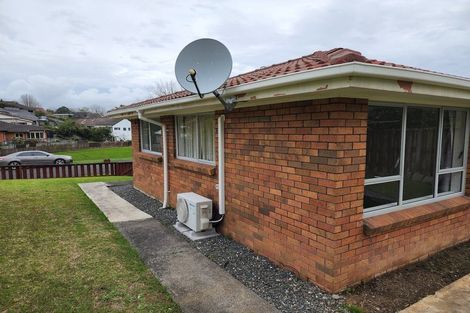 Photo of property in 1/22 La Perouse Street, Botany Downs, Auckland, 2010