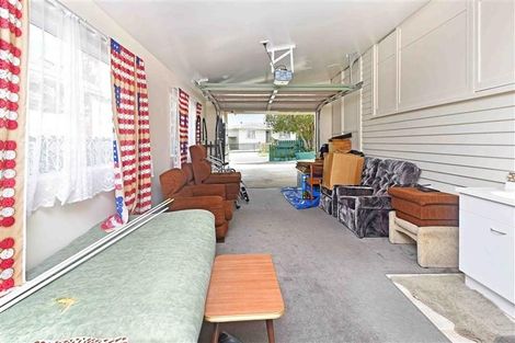 Photo of property in 1/2 Barrie Avenue, Papatoetoe, Auckland, 2025