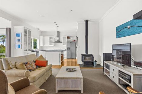 Photo of property in 35a Pinchgut Road, Kaukapakapa, 0873