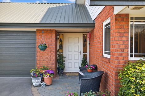 Photo of property in 4 Windward Lane, Bromley, Christchurch, 8062