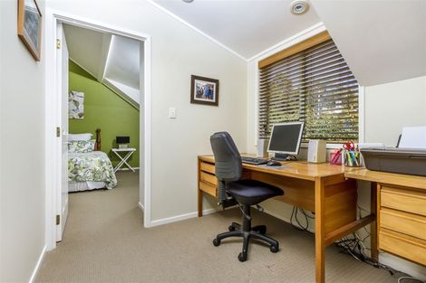 Photo of property in 1/71 Beresford Street, Bayswater, Auckland, 0622